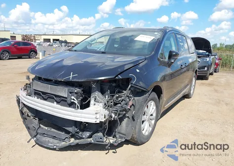 2018 Chrysler Pacifica Touring L Plus из США, поврежденный, VIN 2C4RC1EG2JR252642